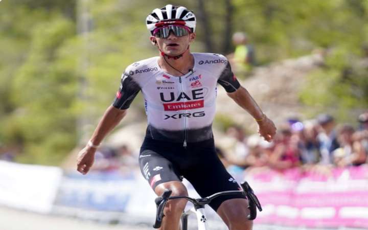 Isaac del Toro competirá en la vuelta a Hamburgo 2025
