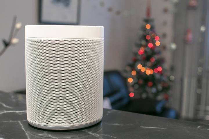 Sonos: With Return To Growth Expected, A Light Emerges (NASDAQ:SONO)
