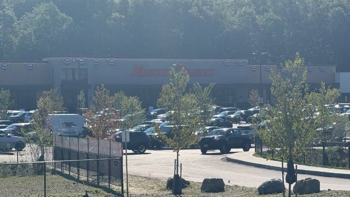 Market Basket new location grand reopening in North Andover