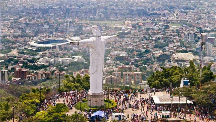 ¿Cómo crece el turismo en Cali?: la ciudad podría cerrar este 2025 con más de 3 millones de visitantes; el Petronio Álvarez y la Feria, eventos claves