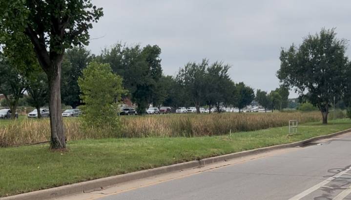Pick-up line at metro charter school creates parking problems