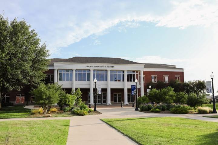 Select HPU offices to open Aug. 16 to assist students preparing for fall semester