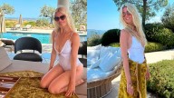 Claudia Schiffer celebró sus 55 años con postales en traje de baño y deslumbró a sus seguidores