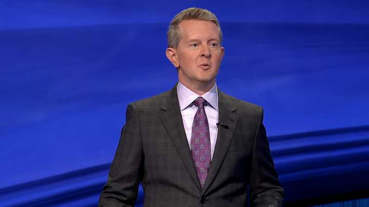 Ken Jennings Opened Up About His Happy Gilmore 2 Cameo, And I Love How Adam Sandler Contributed To The Jeopardy Scene Off