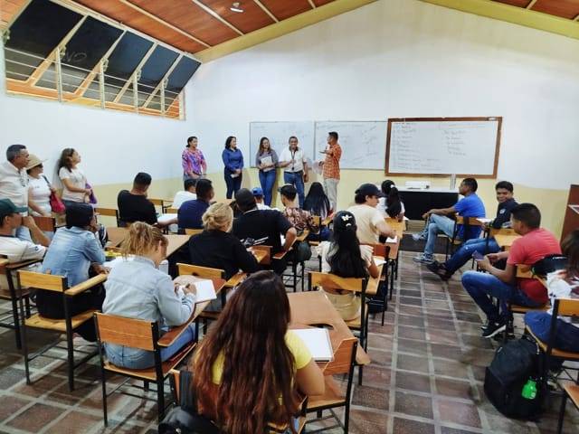 BUENAS NOTICIAS / Comenzaron los Cursos Intensivos Universitarios en la Unerg
