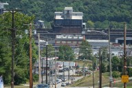 Explosions at US Steel plant in Pennsylvania leave 1 dead, 1 missing, 10 injured