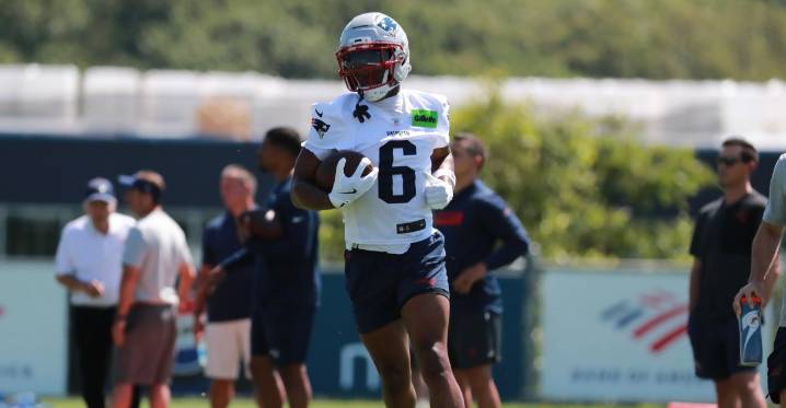 Patriots Training Camp Notebook 8/5: Javon Baker sees increased reps with Drake Maye