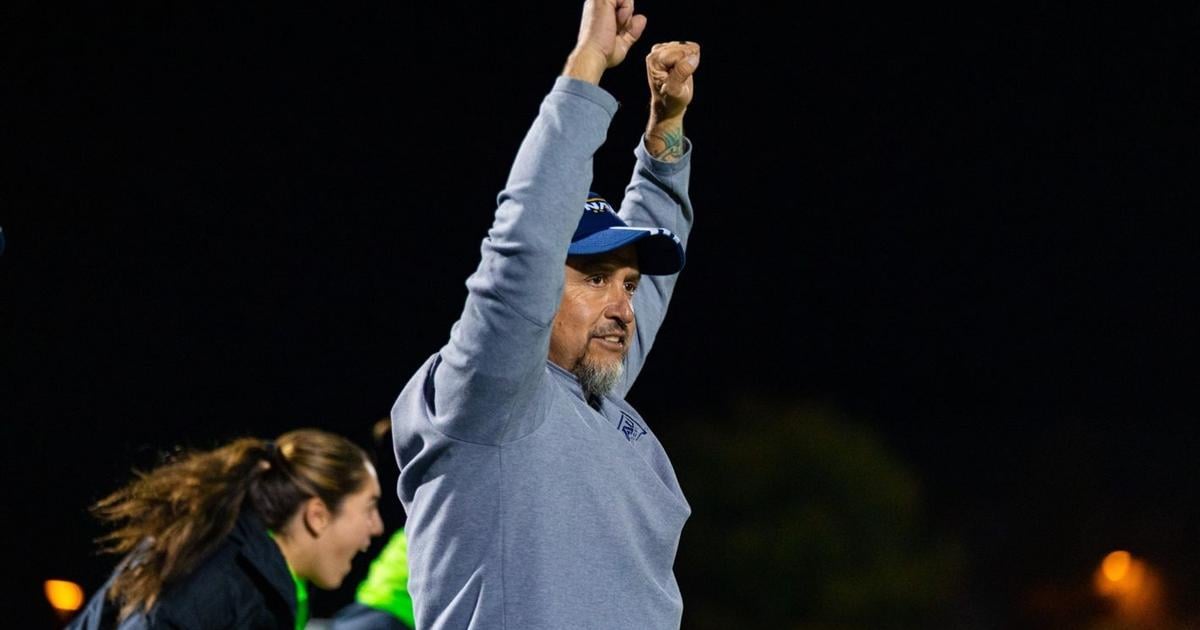 Lumberjacks soccer head coach Alan Berrios signs contract extension