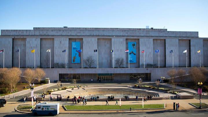 The Smithsonian removes a Trump impeachment reference from an exhibit but says it's temporary