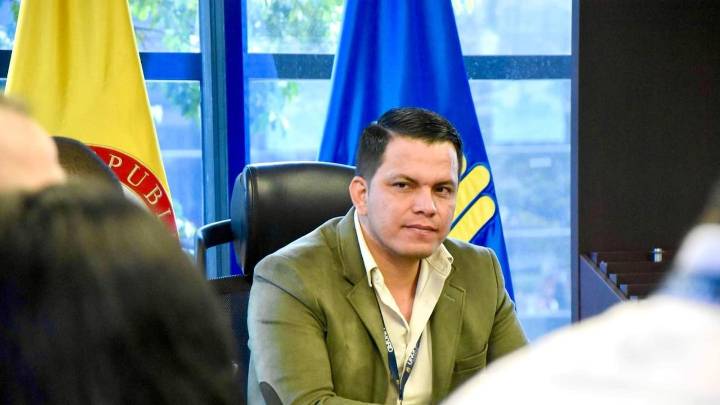 Juez avaló principio de oportunidad de Sneyder Pinilla: será testigo de la Fiscalía en caso Ungrd