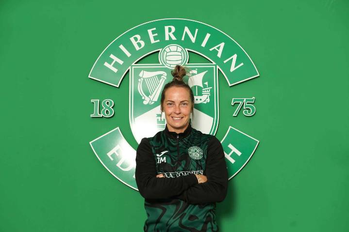 Comfortable win on the road for Hibs Women