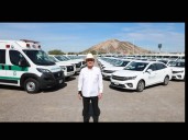 Entrega Durazo vehículos y ambulancias de IMSS