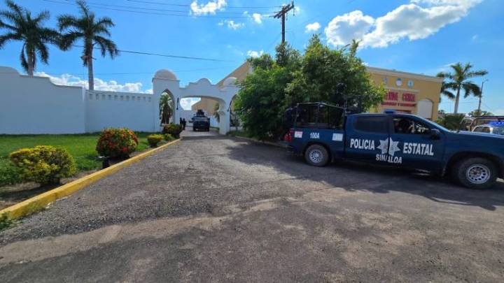 Autoridades despliegan operativo en motel de Culiacán por reporte de personas armadas