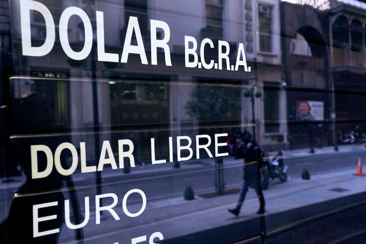 Dólar tarjeta hoy: a cuánto cotiza el dólar turista el 15 de agosto