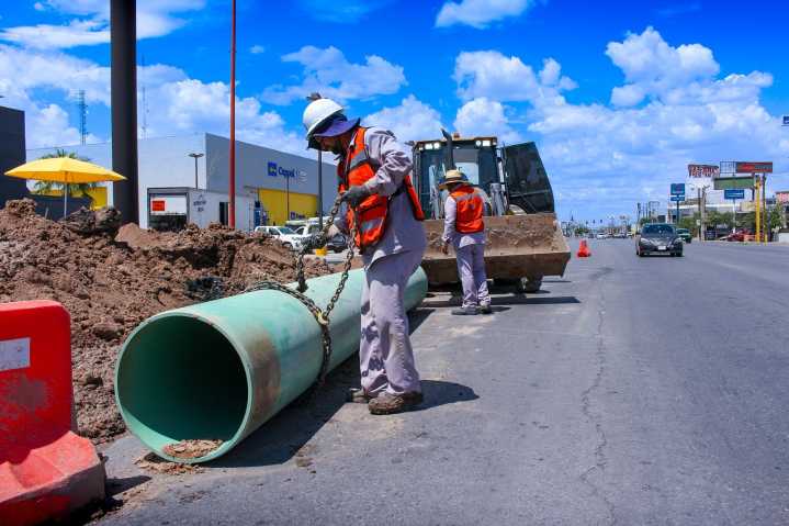 Atendió J+ hundimiento en la Av. López Mateos