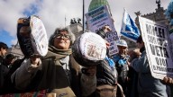 Jubilados y gremios marchan al Congreso en contra de los vetos de Milei