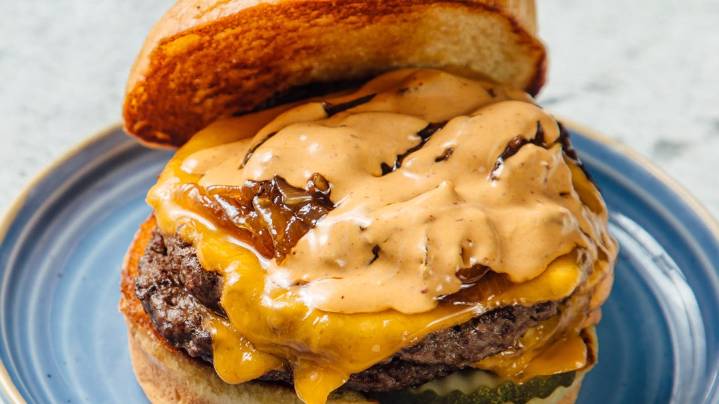Where do Wisconsin's stadiums, arenas rank for best food?