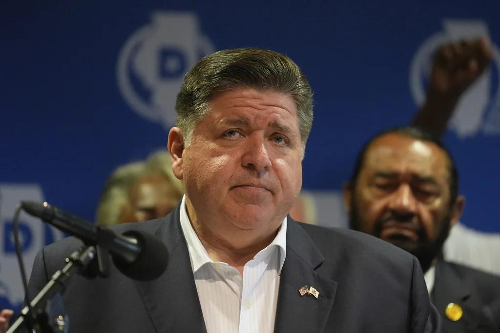 Pritzker rips ‘joke’ Abbott on Texas redistricting for ‘licking the boots’ of Trump