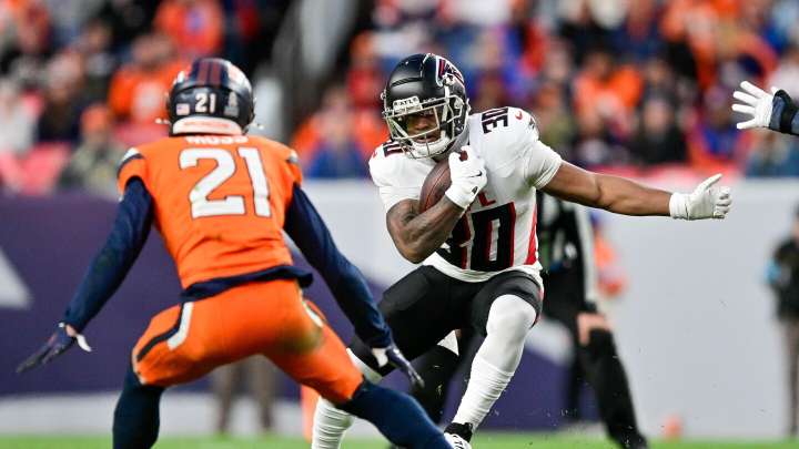 Buccaneers to sign RB Jase McClellan