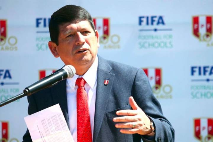 La Videna: Agustín Lozano seguirá presidiendo la FPF hasta el 2030