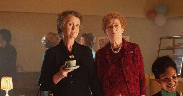 Call the Midwife legend returns tonight in 'gripping' new detective drama