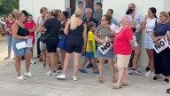 Concentración vecinal en Capuchinos para «condenar la violencia en el barrio» tras el apuñalamiento mortal