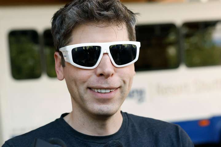 Billionaire Tech CEOs Elon Musk, Sam Altman Fighting on X