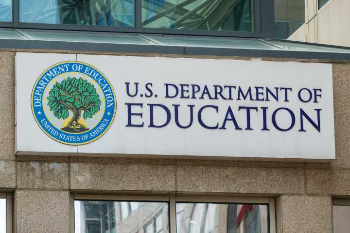 Senators Blast DOE for Removing the ‘Submit a Complaint’ Button on Website