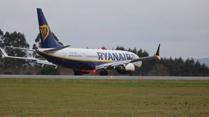 Ryanair anunciará la próxima semana recortes de un millón de plazas para el verano en respuesta a Aena