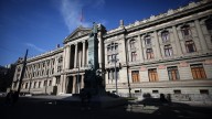 Suprema ordenó investigar a funcionarios judiciales que asistieron a casinos estando con licencia