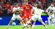 Canelo Angulo evitó la derrota del Toluca frente a Pumas