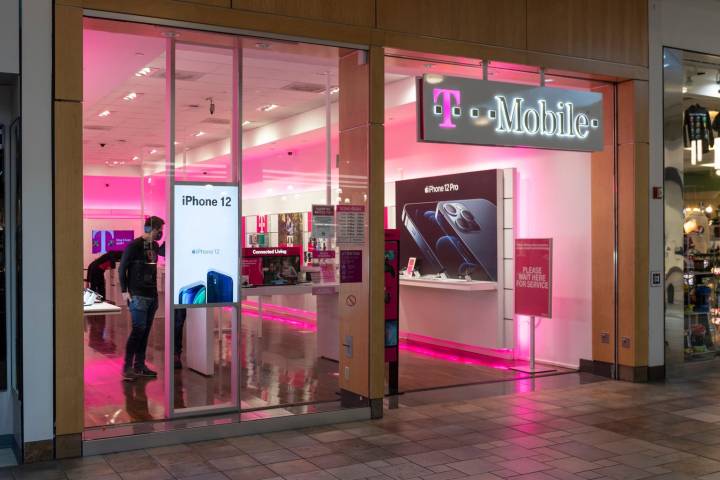 T-Mobile's Newly Launched Senior Unsecured Notes Are Fairly Priced (TMUSL) (TMUSI)