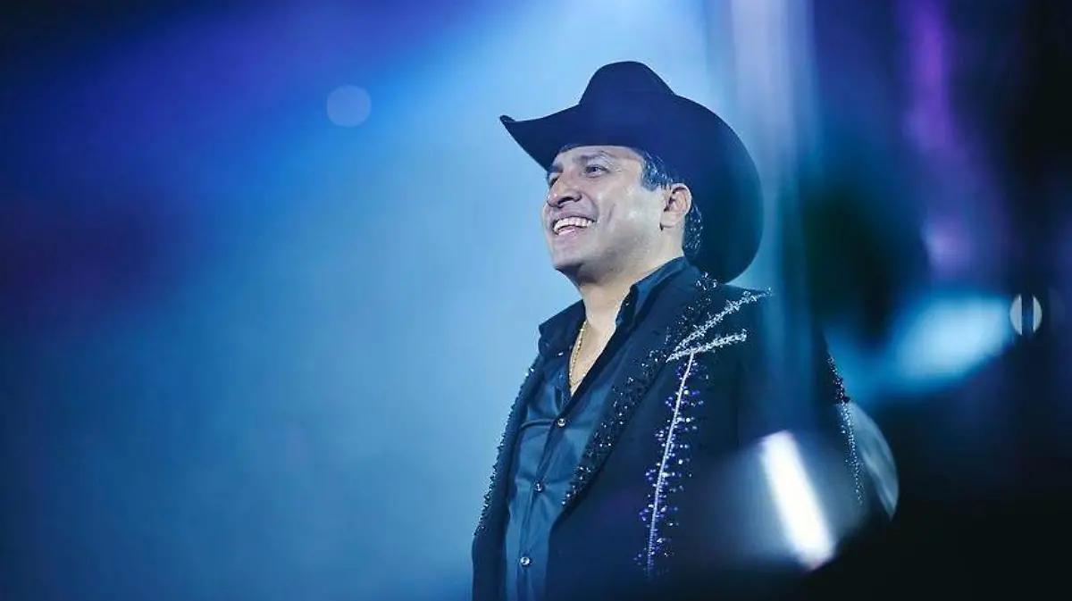 Julión Álvarez confirma concierto gratuito el 15 de septiembre en Puebla