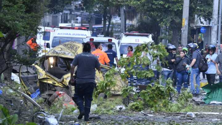 Confirman atentado terrorista contra la Base Aérea en Cali, Colombia: Usaron dos camiones con cilindros bomba