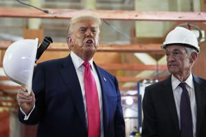 Trump calls on the Federal Reserve board to take control of the central bank