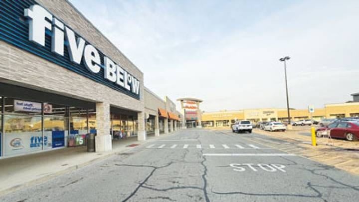 Human element considered a benefit at local shopping plazas
