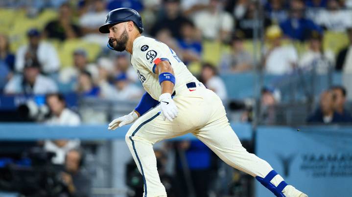Struggling Dodgers outfielder thanks Dave Roberts for continued support