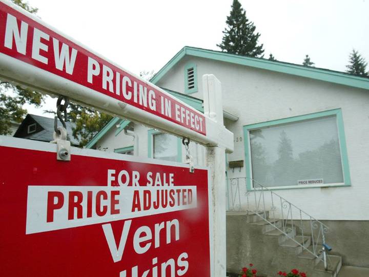 Underwater homeowners should only sell as last resort