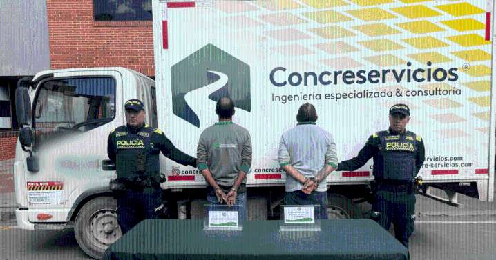 Detienen a dos hombres que pretendían robar camión con maquinaria del Metro