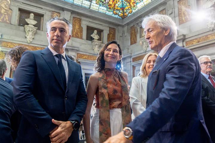 Ayuso critica al Gobierno por no dar "ninguna información" sobre el reparto de menores migrantes: "Su criterio es opaco... Debe ser que se avergüenzan de lo que están haciendo"