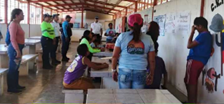 Gobierno de Apure realiza taller de literatura infantil para niños refugiados en albergue