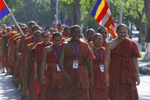 Hundreds of Buddhist monks in Cambodia gather to praise ceasefire with Thailand and mourn the dead
