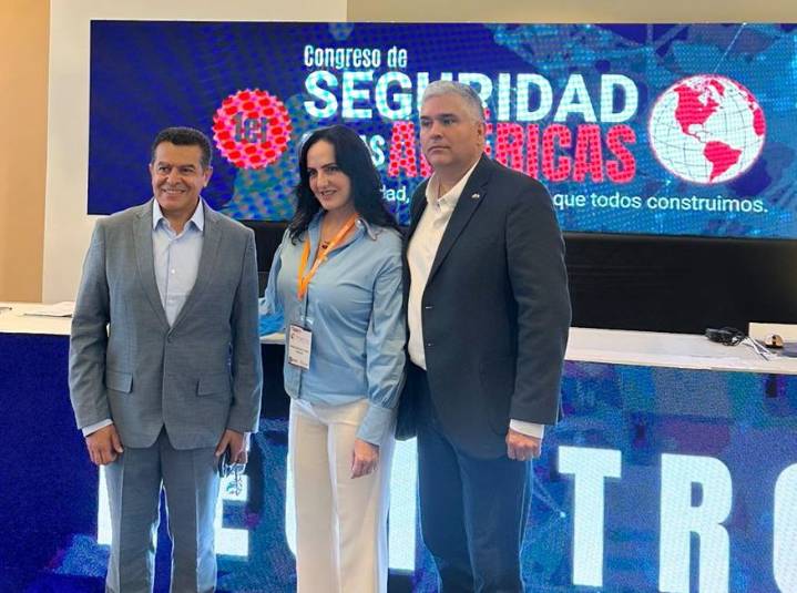María Fernanda Cabal alerta sobre narcotráfico y amenazas a la seguridad en Congreso Regional