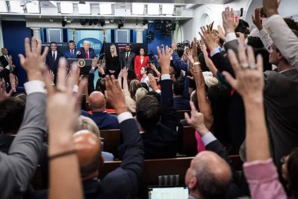 Dice Trump que tomará el control de la policía de Washington