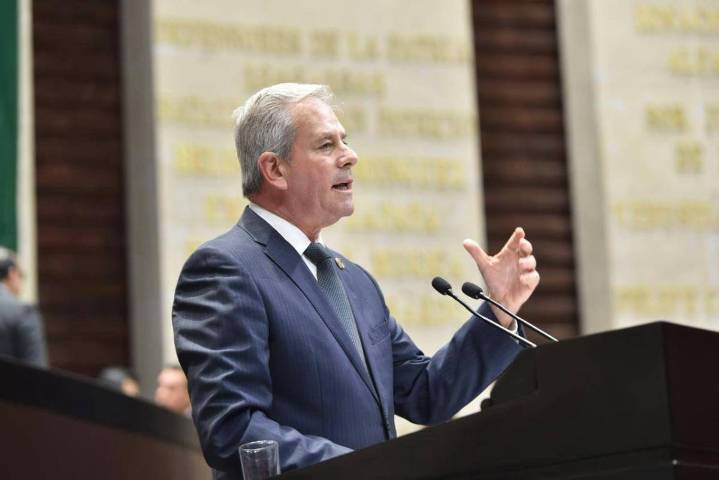 Marcelo Torres respalda a Lily Téllez: ‘Pedir ayuda no es traición; traición es pactar con el crimen’
