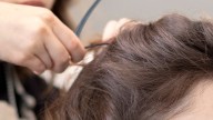 Pocos lo saben: los 5 errores con el pelo en mujeres mayores de 40 que te hacen parecer más grande