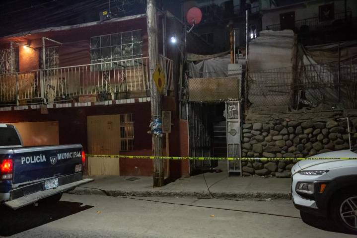Pareja es atacada a disparos en la colonia Los Santos