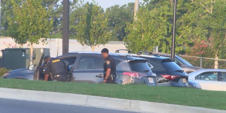 Man injured in north Birmingham shooting Wednesday morning