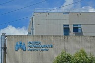 Kaiser workers picket for better wages on Oahu, Maui