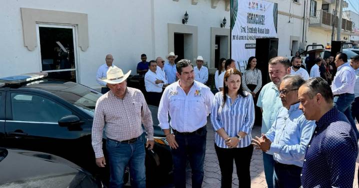 Escobedo entrega patrullas en comodato para apoyar seguridad de municipios rurales